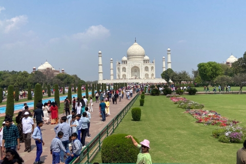 From Delhi:all inclusive Tajmahal tour by gatimaan train 2nd class train with private car and guide