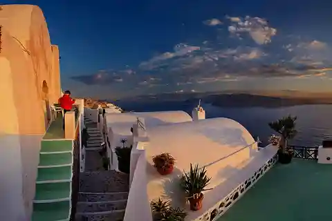 Santorin : Visite à pied des hauts lieux culturels d'Oia au coucher du soleil