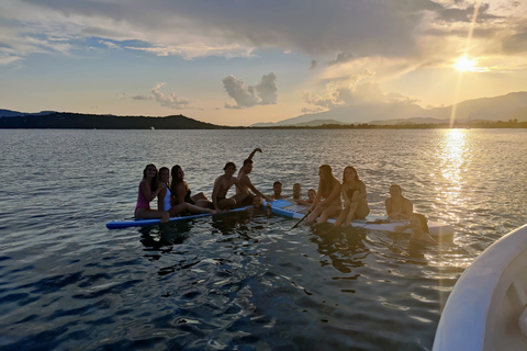 Porto-Vecchio: diner aperitief bij zonsondergang op zee