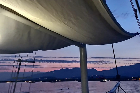 Porto-Vecchio: diner aperitief bij zonsondergang op zee