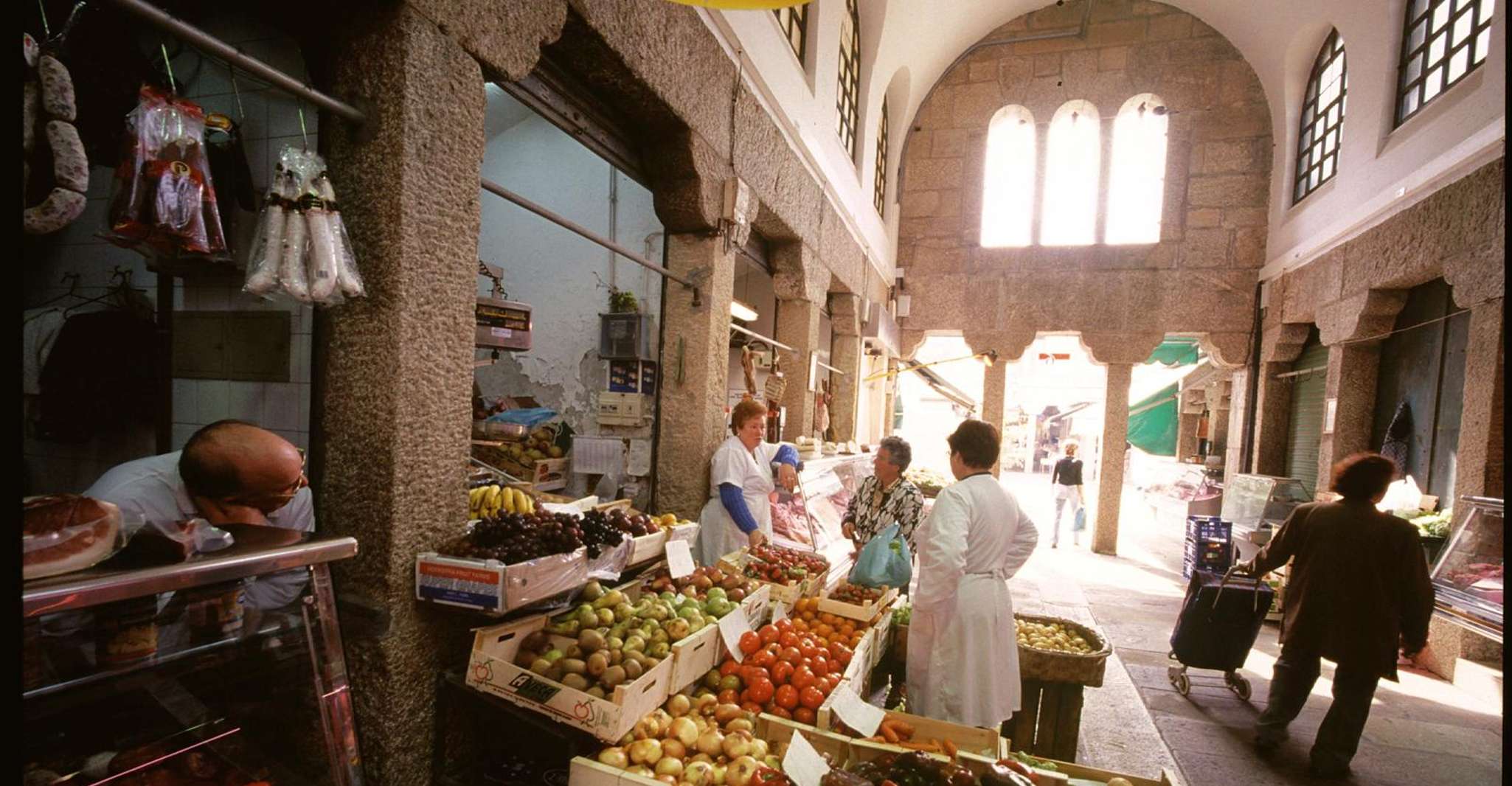 Santiago, Food Walking Tour con degustazione di prodotti locali - Hizvo