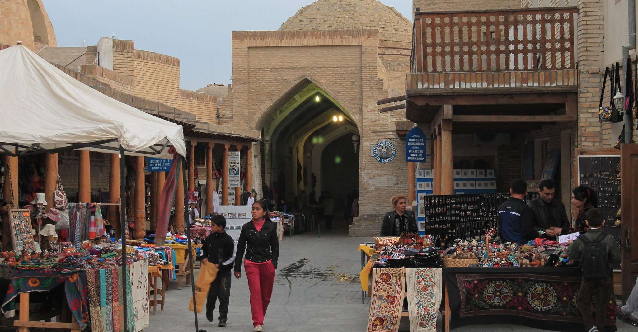 Visita guiada al centro histórico de Bukhara - Hizvo