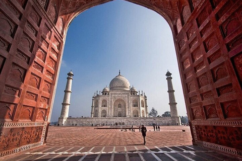 From Delhi to Taj Mausoleum Day Trip by Express Train