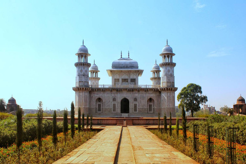 From Delhi to Taj Mausoleum Day Trip by Express Train