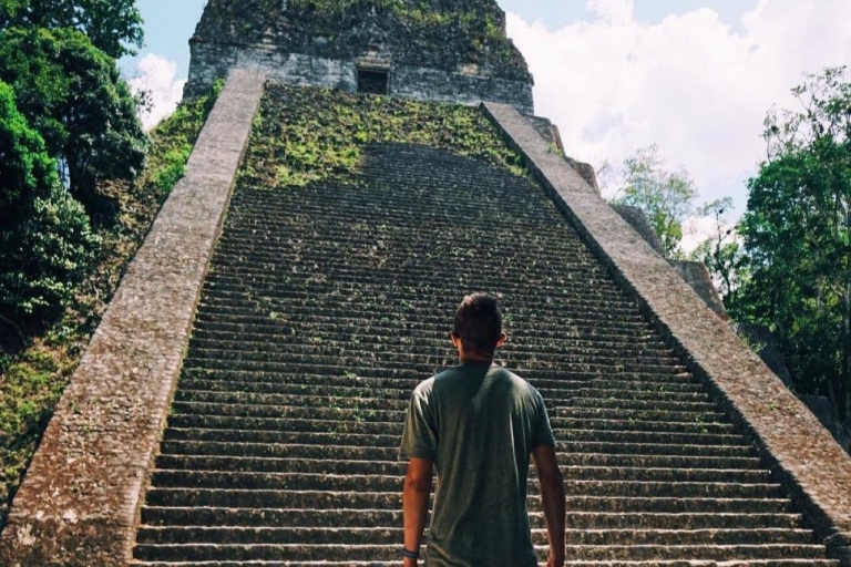 Von Flores aus: Tikal National Park Private Tour