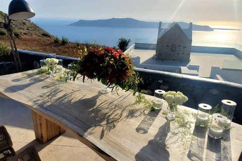 Cena Romántica Privada en Santorini con Vistas a la Caldera y a la Puesta de SolCena Romántica Privada con Vistas a la Caldera y a la Puesta de Sol en Santorini