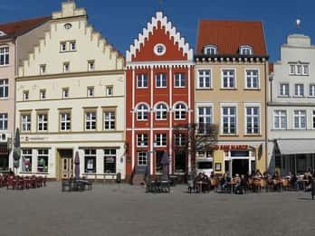 Greifswald: Private Guided Walking Tour