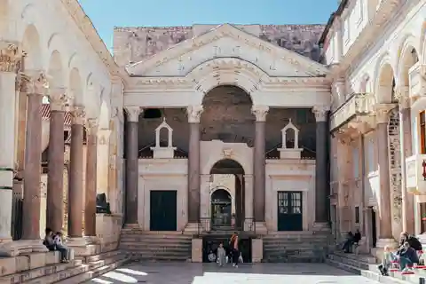 Split: Diocletian's Palace Private walking tour