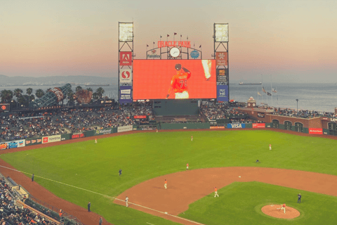 San Francisco: San Francisco Giants Baseball Game Ticket Budget Seating