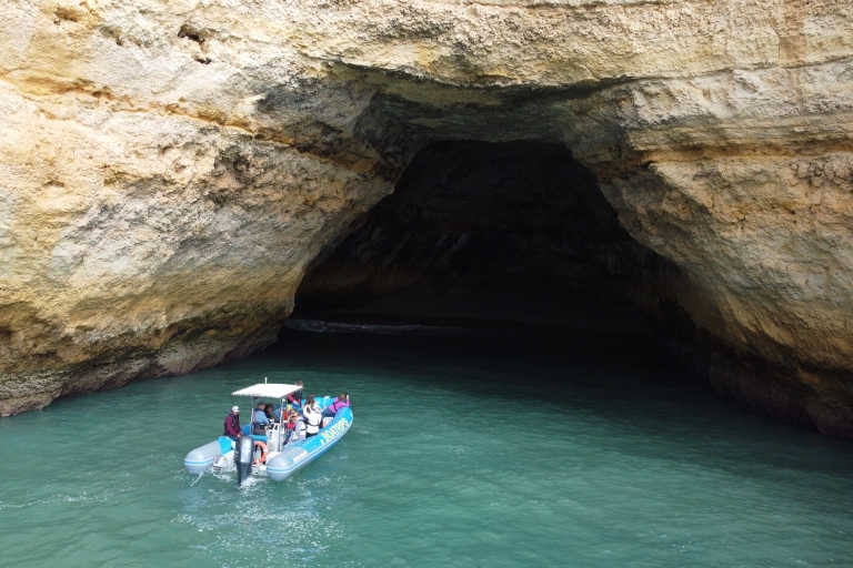 Z Lagos: Wycieczka łodzią motorową do jaskiń morskich Benagil