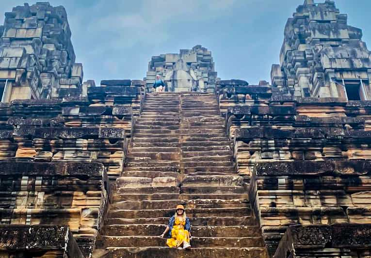 angkor wat private tour guide