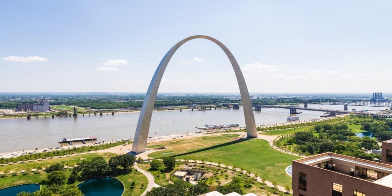 Premium-Autotour durch St. Louis mit Hubschrauberflug und Bootsfahrt