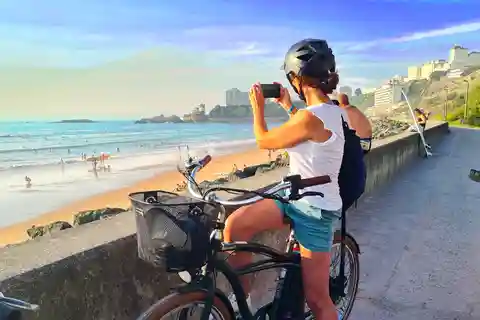E-bike Guided Tour With Sunset local Aperitif Ride