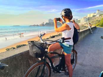 E-bike Guided Tour With Sunset local Aperitif Ride