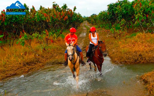 Visit Guayaquil horseback riding & indigenus shuar private trip in Guayaquil