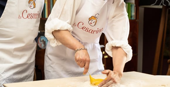 Taormina: Pasta & Tiramisu Cooking Class at a Local&#39;s Home