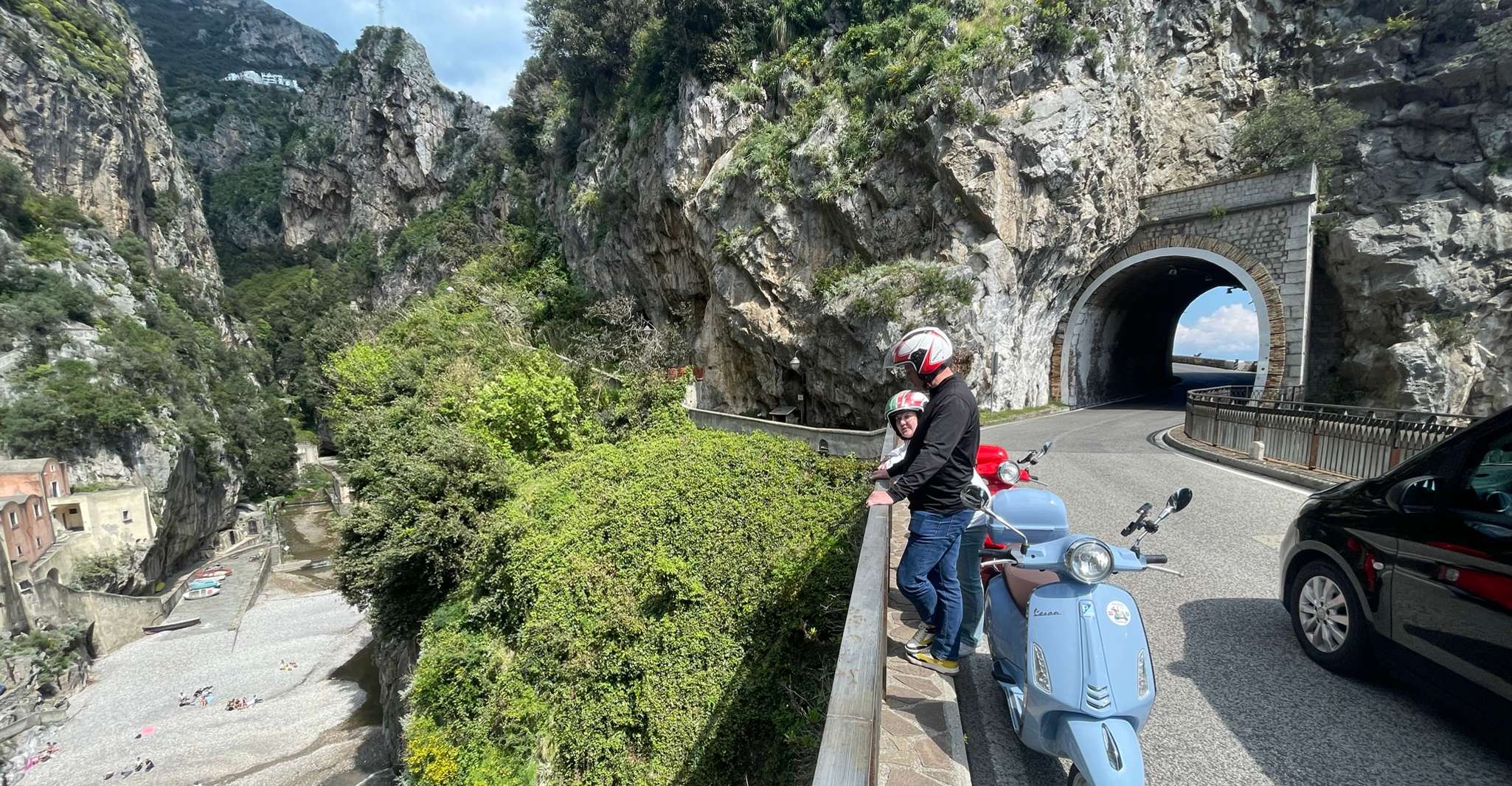 Da Ravello o Salerno, Escursione in Costiera Amalfitana con Fermate - Hizvo