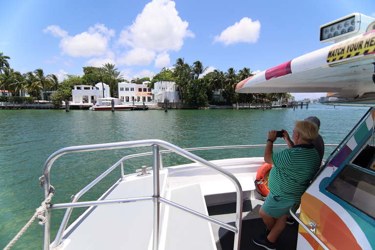Miami: Biscayne Bay Celebrity Homes Sightseeing CruiseMiami: Sightseeingcruise naar huizen van beroemdheden in Biscayne Bay