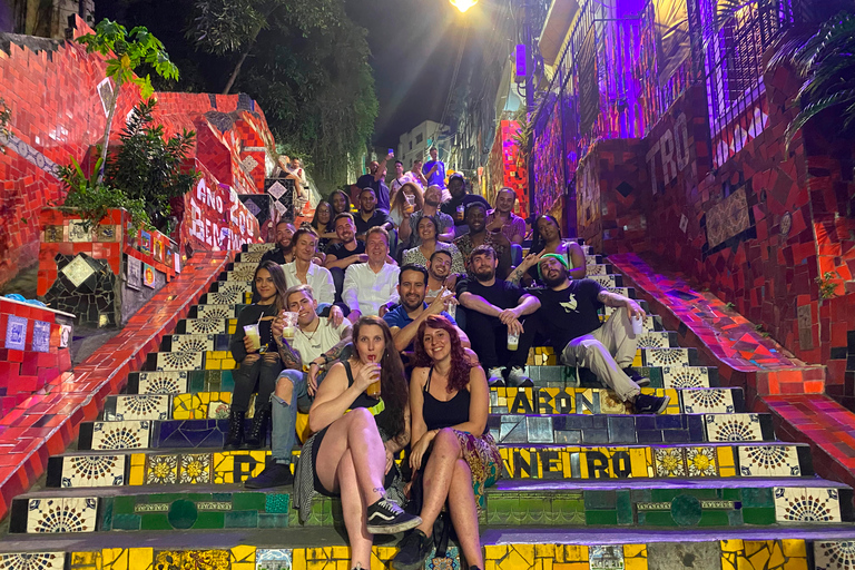 Rio: Pub Crawl a Lapa con degustazione di Cachaça e Samba dal vivo