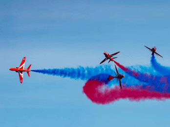 Sussex: Eastbourne Airshow Bootsfahrt
