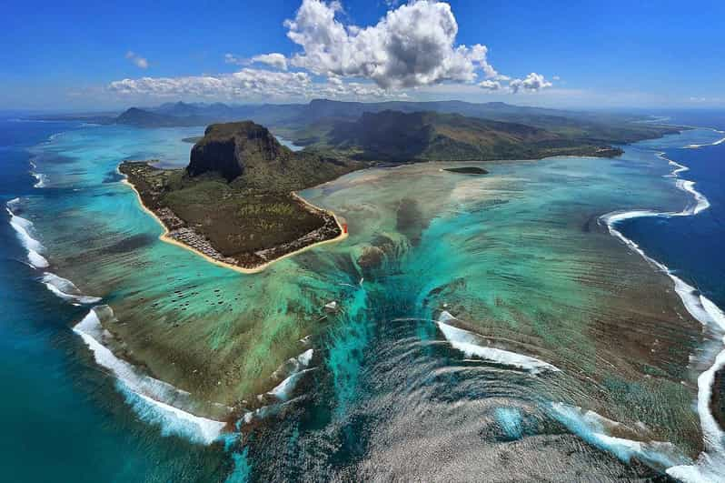 Mauritius: Private Full Day Tour with Entry Tickets & Lunch | GetYourGuide