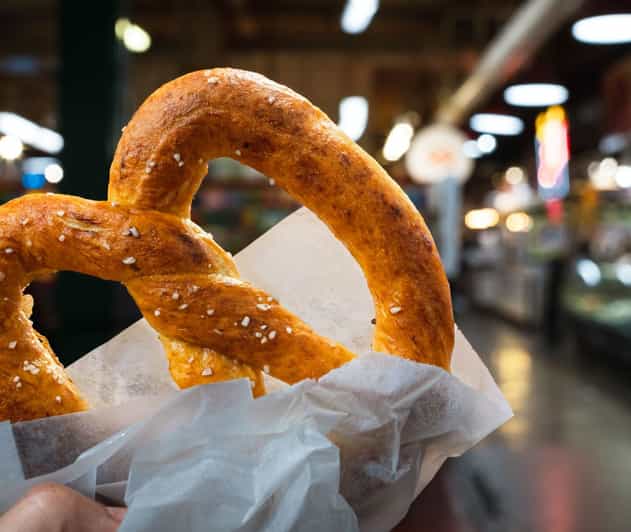 Philadelphia: Reading Terminal Market Walking Tour