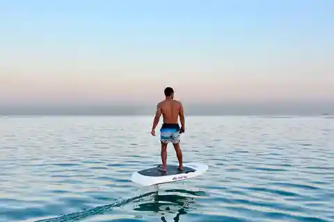 Dubai: Hydrofoil elétrico ou eFoil Surfboard Experience