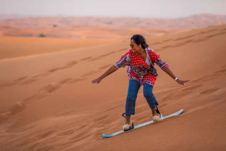 Abu Dhabi 4-stündige morgendliche Wüstensafari mit KamelrittHalbprivate Tour
