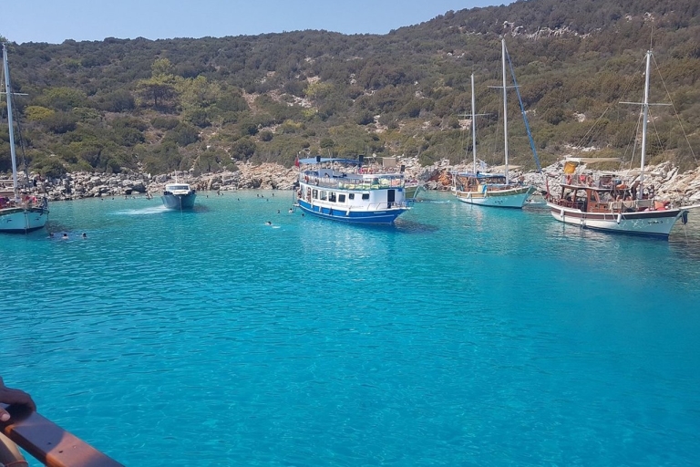 Bodrum: Lazy Day Boat Trip With Hotel Pickup At the meeting point