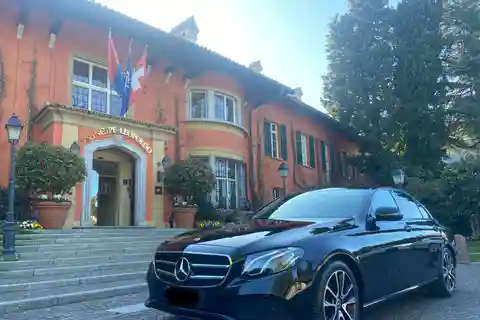 Milán: Traslado privado al/desde el aeropuerto de Malpensa