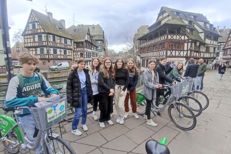 Wycieczka rowerowa z przewodnikiem po centrum Strasburga z lokalnymWycieczka rowerowa z przewodnikiem po centrum Strasburga w języku angielskim