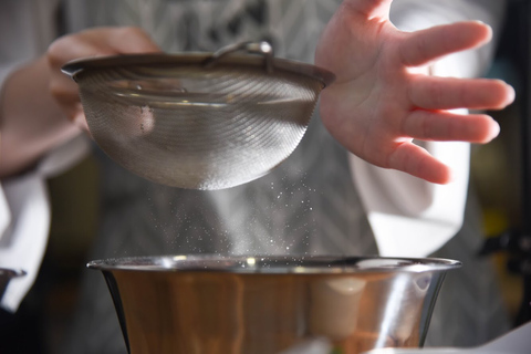 Hong Kong: Traditional Chinese Baked Goods DIY Workshop Guangdong Wife Cake