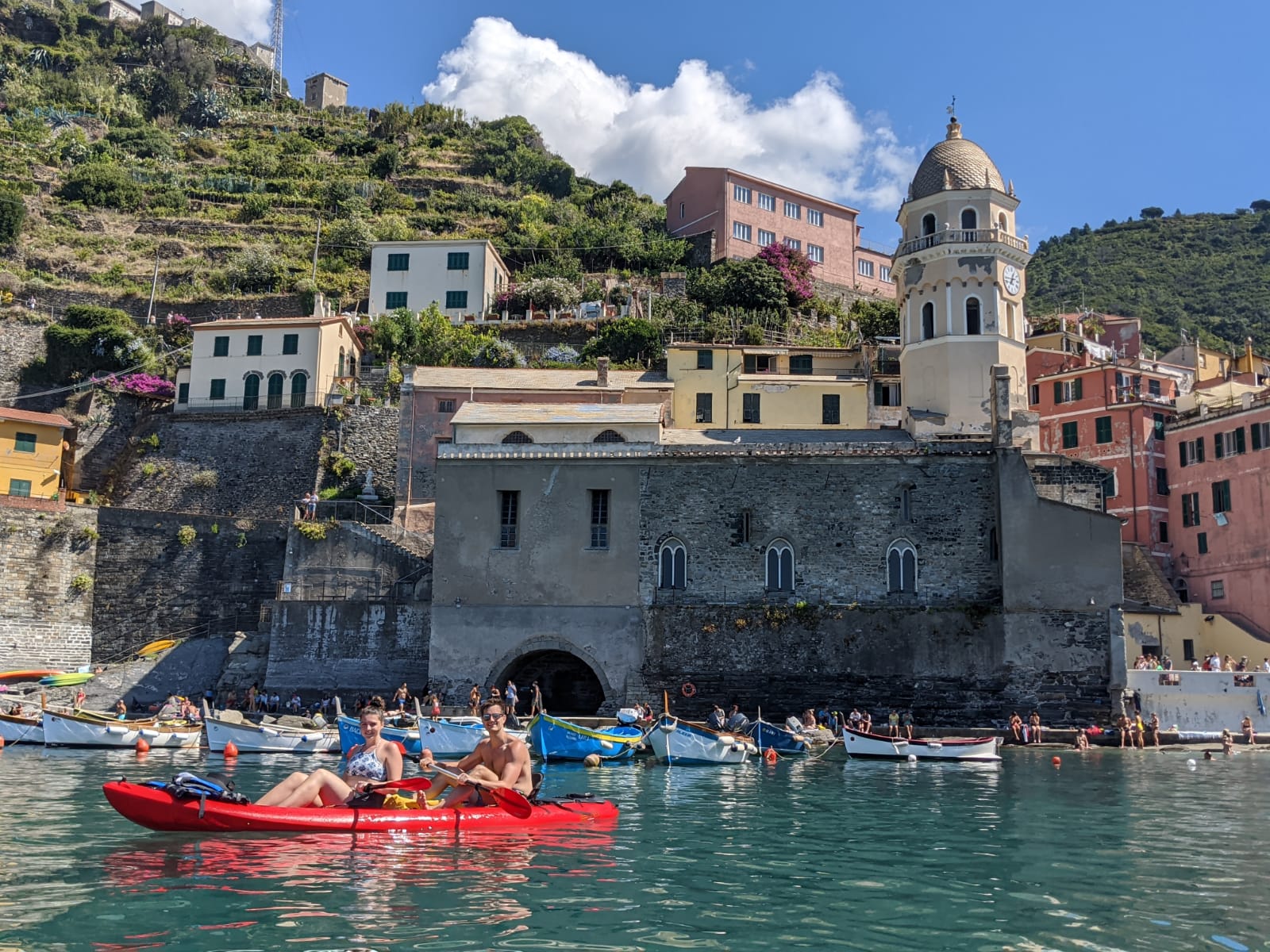 Ab Monterosso: Kajaktour in der Bucht von Vernazza