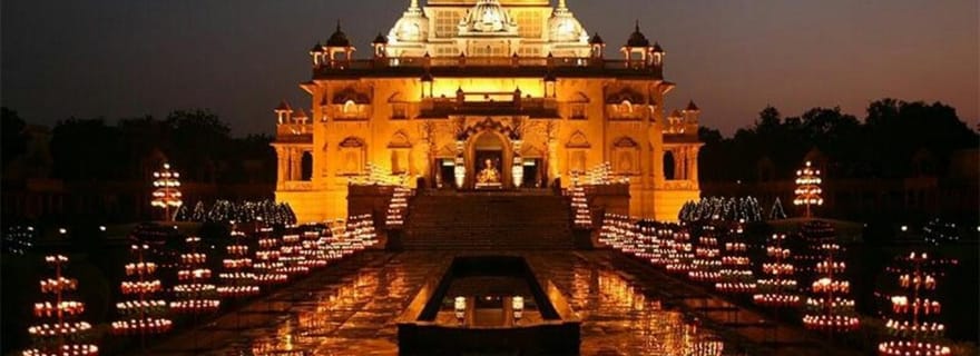 Delhi : visite du temple d'Akshardham avec spectacle aquatique