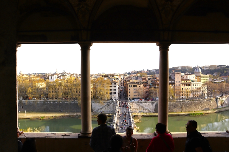 Rome: visite guidée des secrets sous Castel Sant'AngeloVisite Guidée avec Boissons en Terrasse