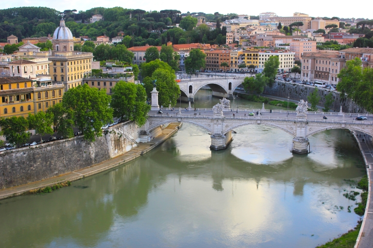 Rzym: Sekrety pod przewodnikiem Castel Sant'AngeloWycieczka z przewodnikiem z napojami na tarasie