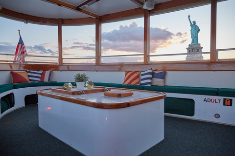 NYC: Sunset Cruise on a Small Yacht with a Drink Off Peak Pricing