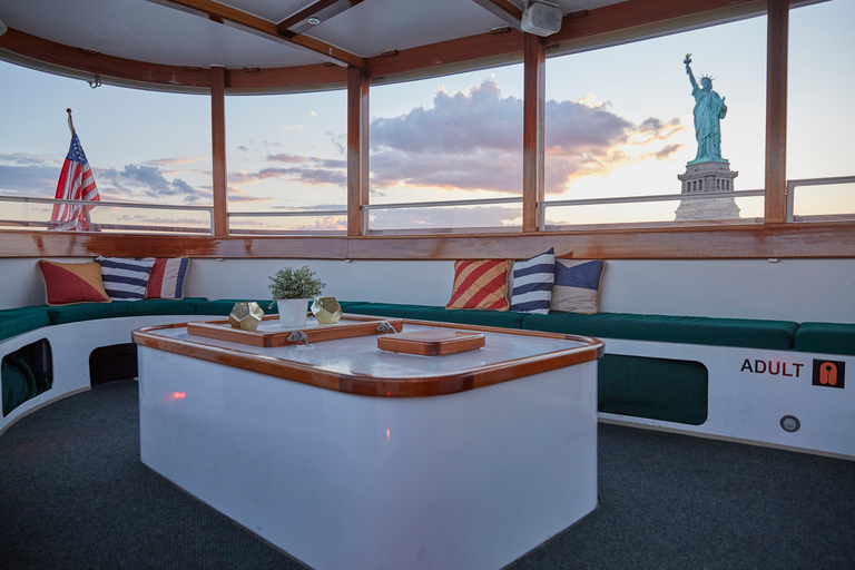 NYC: Sunset Cruise on a Small Yacht with a Drink Off Peak Pricing