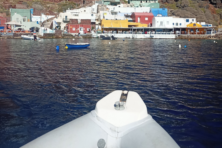 Chania: cruzeiro privado de dia inteiro em Santorini com visita a Oia