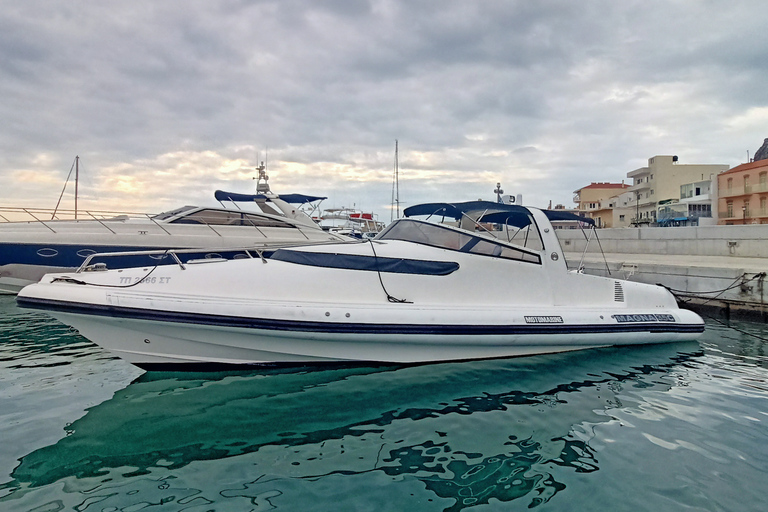 Chania: Crucero privado de un día por Santorini con visita a Oia