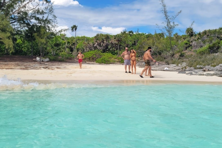 Von Nassau aus: Exuma Leguane, Haie und schwimmende Schweine TagestourExuma Leguane, Haie und schwimmende Schweine Tagestour - Gruppe