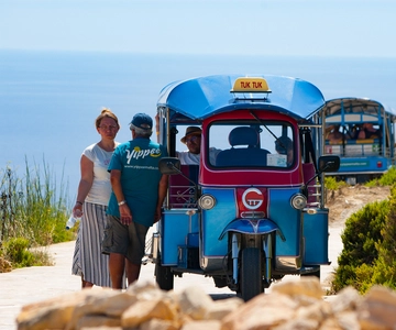 Malta: Excursão de 1 dia de Tuk-Tuk e almoço em Gozo