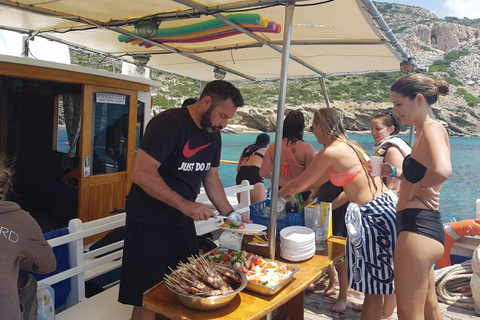 Naxos: Rina Cave & Koufonisia Full-Day Cruise with BBQ