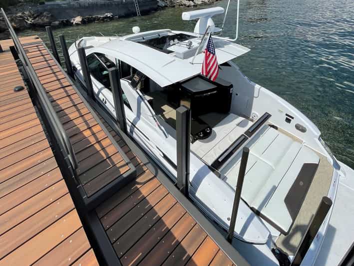 Lake Tahoe Privater Charter auf 36' Cobalt Yacht mit Kapitän