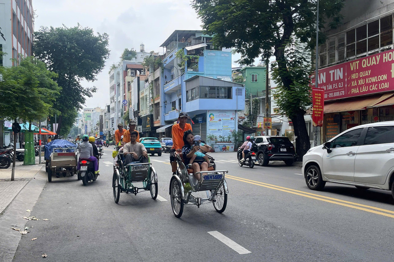 Passeio turístico privado pela cidade de Ho Chi Minh em bicicleta