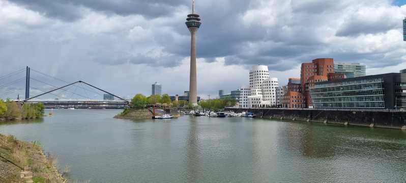 Düsseldorf: Segway City Tour with Local Guide