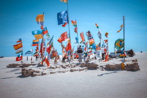 La Paz: Heldags-Uyuni + uppgraderade nattbussar tur och retur