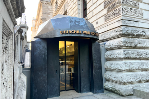 London: London im 2. Weltkrieg und Churchill War Rooms EntranceKleingruppentour - 15 Personen