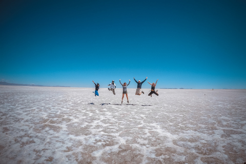 From La Paz: 3-Day Uyuni Salt Flat and Incahuasi Island Tour