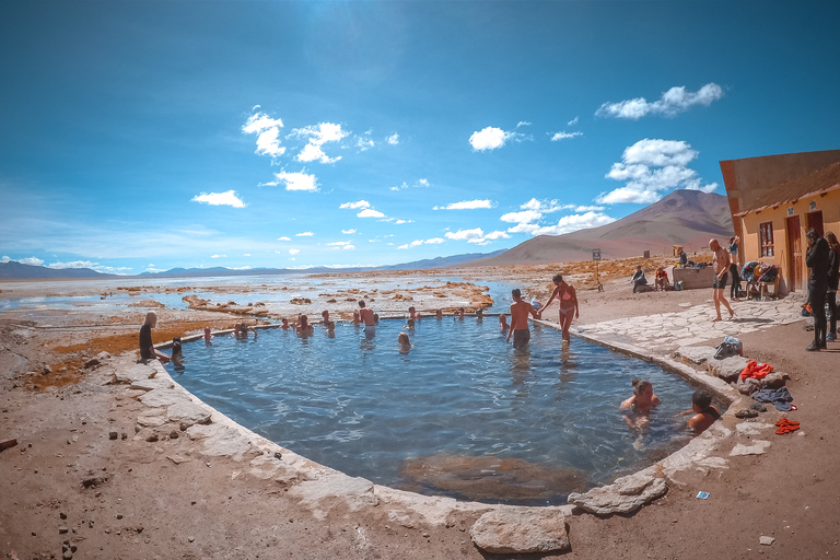 Van La Paz: 5-daagse tour Uyuni + Andes-lagunes met busrit